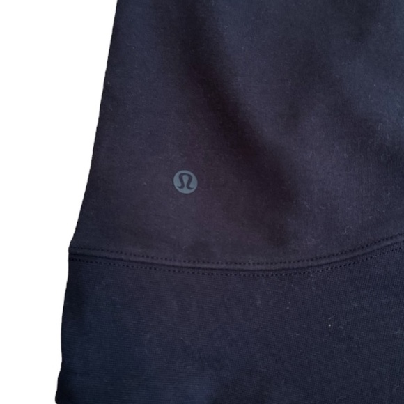 Lululemon Loungeful Hoodie Black Fleece Relaxed Fit Pullover Sweatshirt Size 6 - Picture 7 of 8